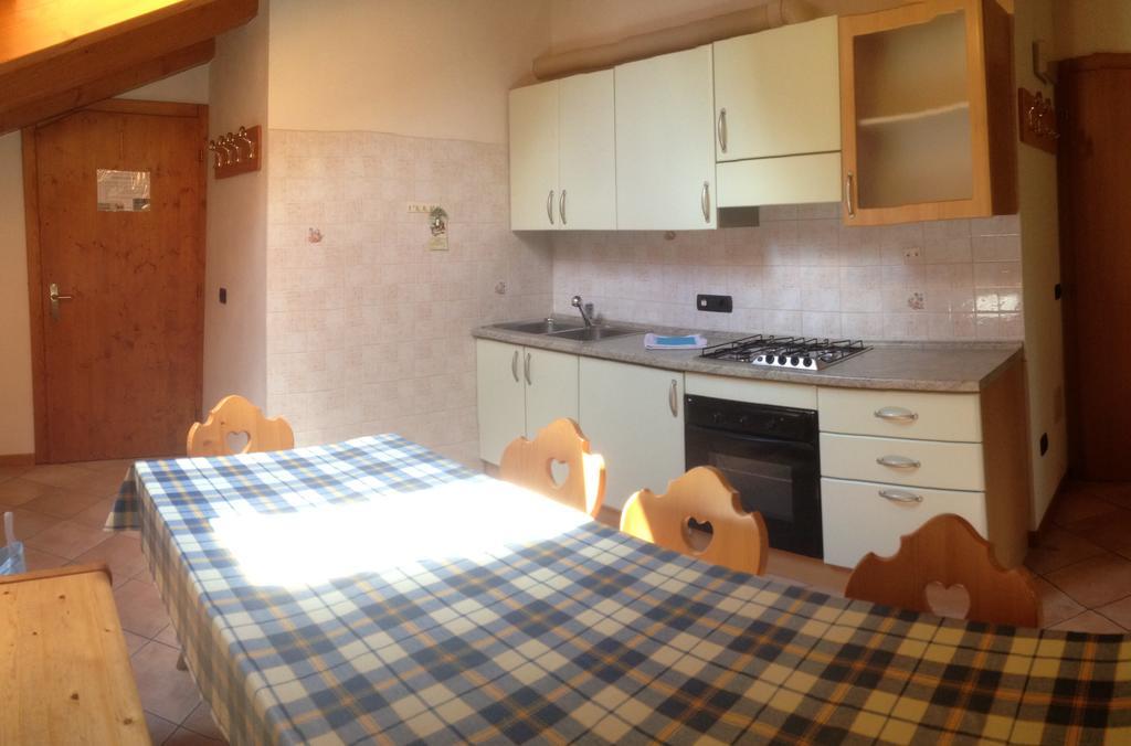 Ferienwohnung Casa Del Roccolo Folgarida Zimmer foto